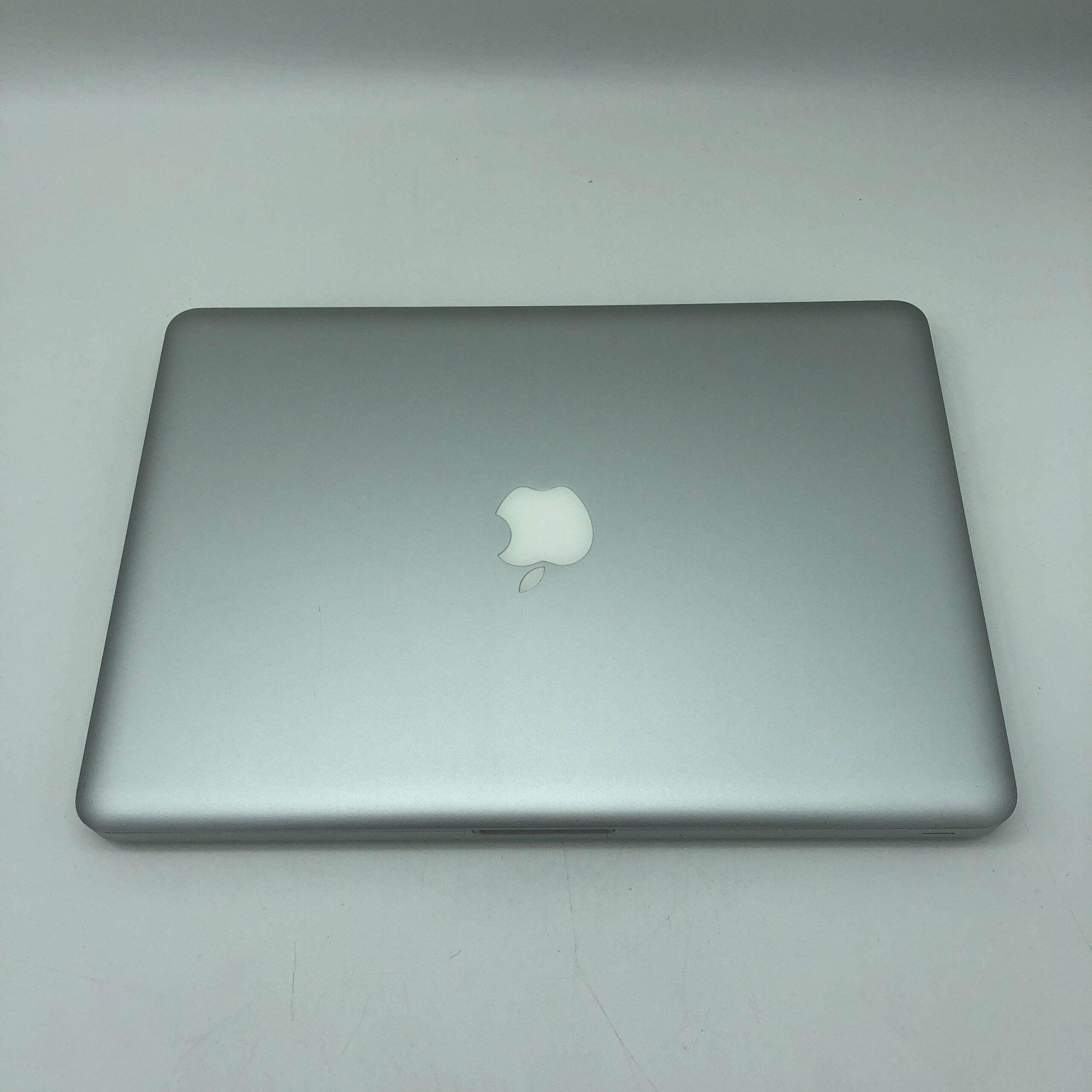 Apple MacBook Pro 13.3" intel® Dual-Core i5 2.3GHz Early 2011 (Ricondizionato) - immagine 2