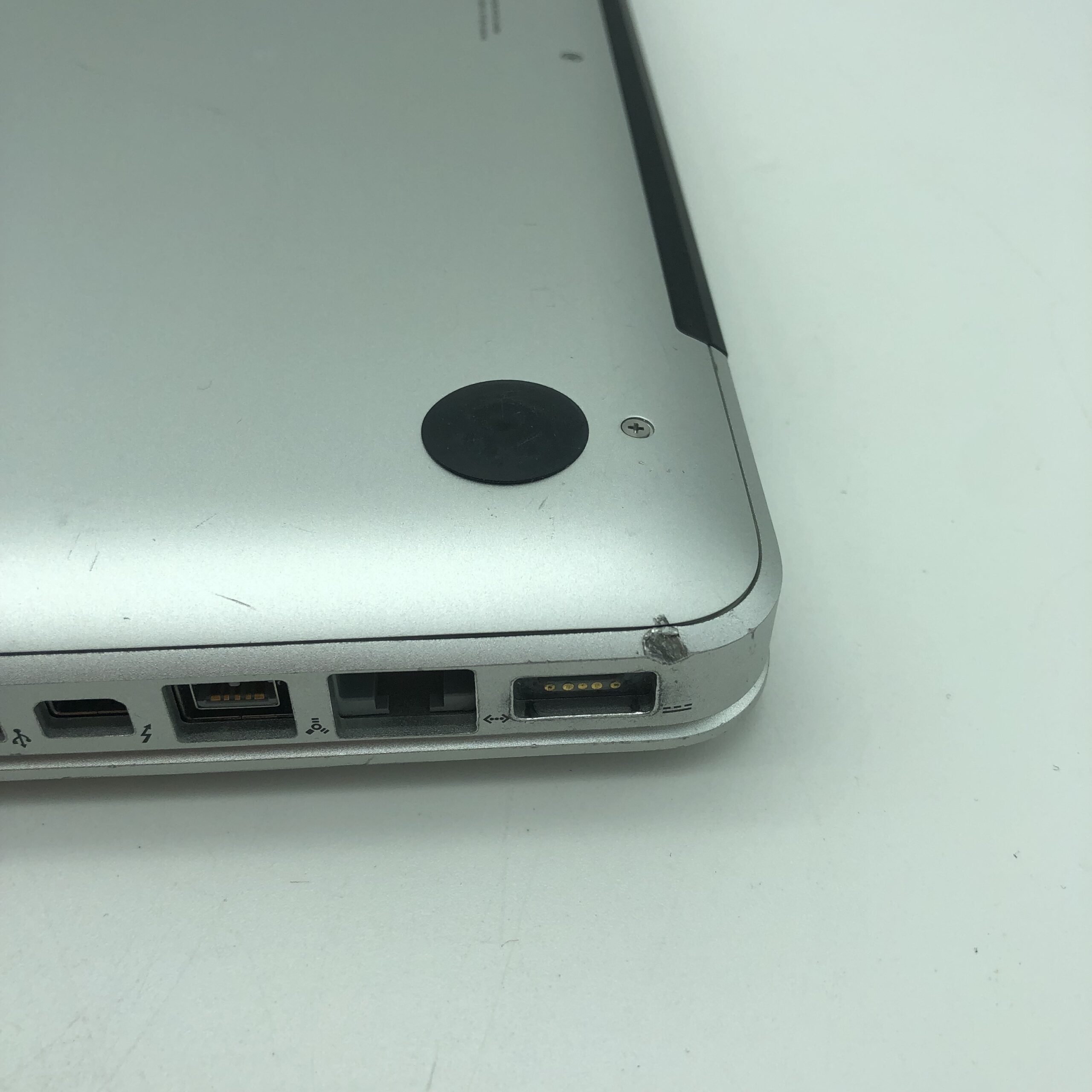 Apple MacBook Pro 13.3" intel® Dual-Core i5 2.3GHz Early 2011 (Ricondizionato) - immagine 6