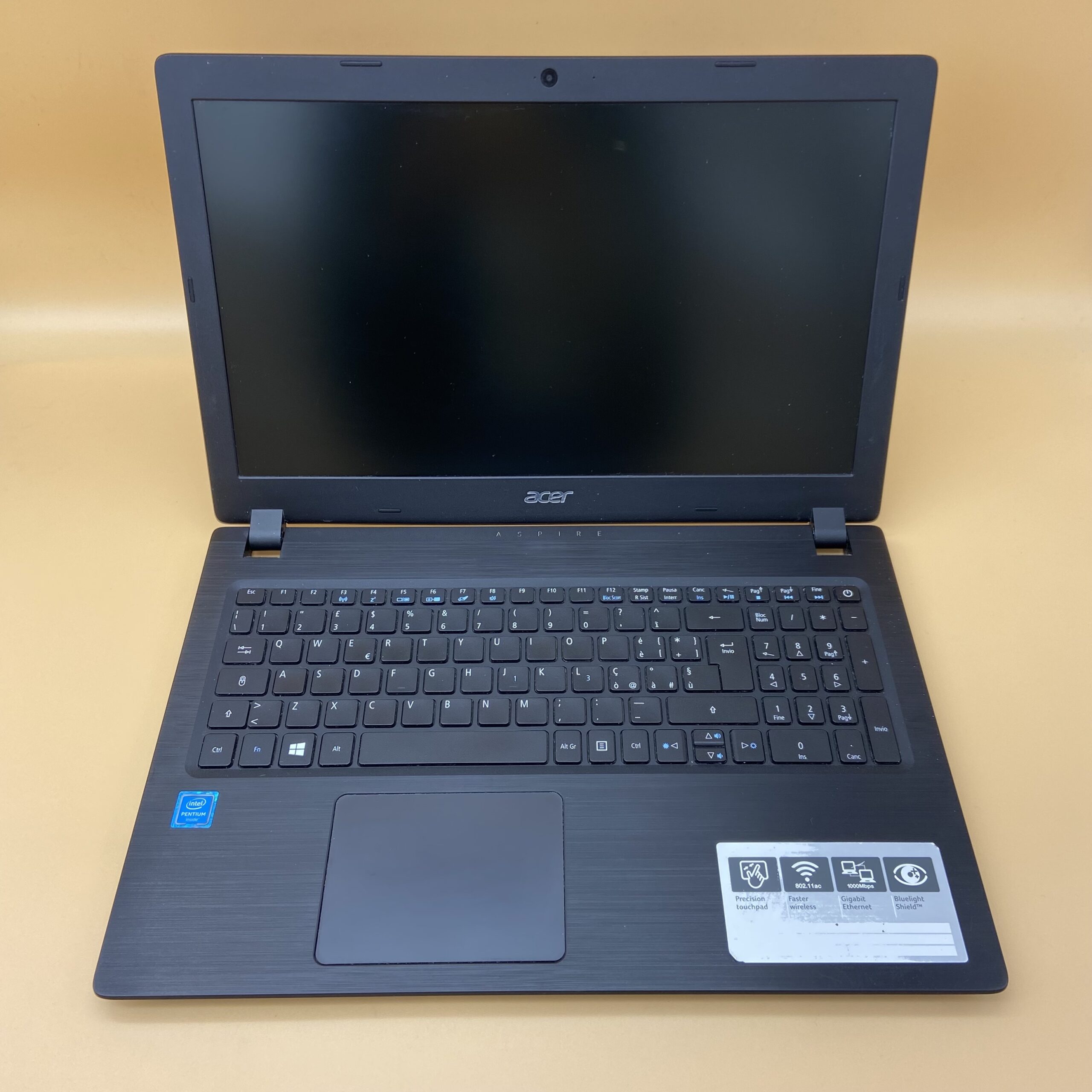 Acer Aspire 1 Ricondizionato (14", intel Dual-Core, 4GB RAM) Windows 11 - Ottimo - immagine 3