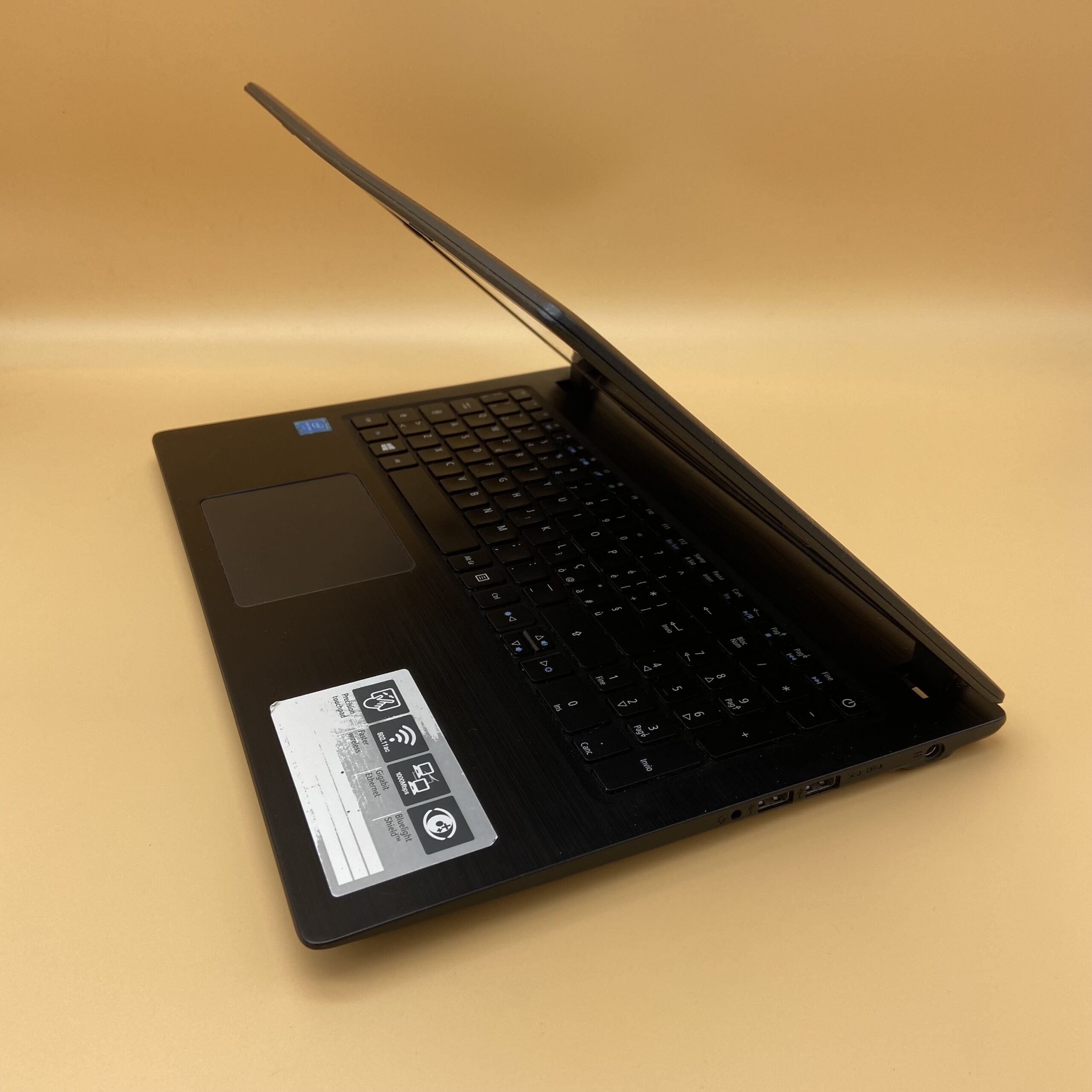 Acer Aspire 1 Ricondizionato (14", intel Dual-Core, 4GB RAM) Windows 11 - Ottimo - immagine 5